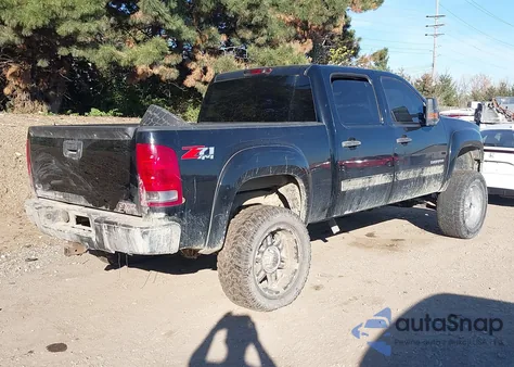 2010 GMC Sierra 1500 Sle z USA, uszkodzony, nr VIN 3GTRKVE38AG132194